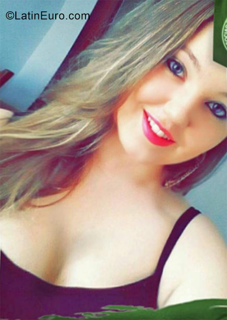 Date this good-looking Brazil girl Natalia from Ponta Grossa BR9835