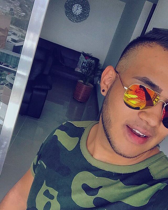 Date this passionate Colombia man Mateo from Medellin CO19851