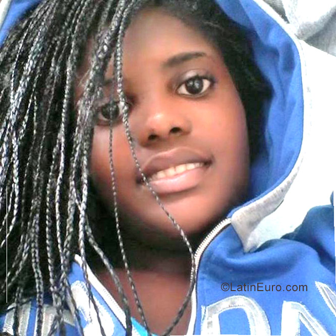 Date this sensual Colombia girl Leidy from Cali Valle Del Cauca CO19870