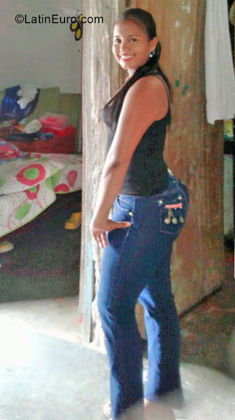 Date this exotic Colombia girl Cristina from Antioquia CO19891