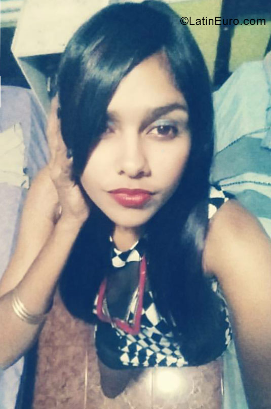 Date this good-looking Dominican Republic girl Ramona from Puerto Plata DO27052