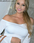 stunning Colombia girl Tapacio from Bogota CO20049