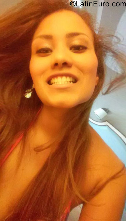 Date this gorgeous Colombia girl Julieth from Cali CO20057