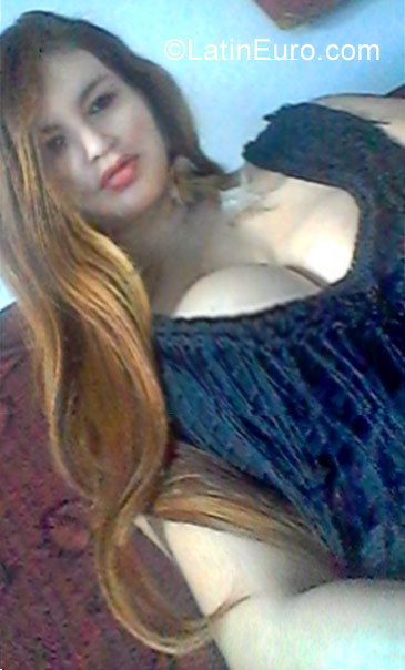 Date this charming Brazil girl Shirley from Itajuba BR9877