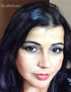 Date this fun Brazil girl Tatiane from Goiania BR9883