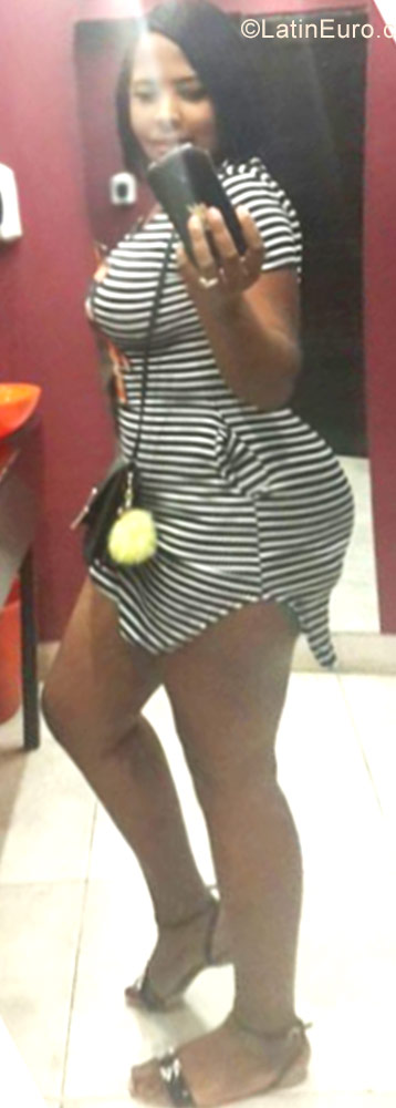 Date this good-looking Dominican Republic girl Zahira 01 from Puerto Plata DO27516