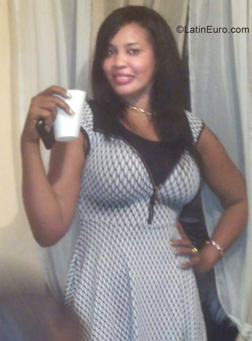Date this fun Dominican Republic girl Felisa from Santo Domingo DO27531