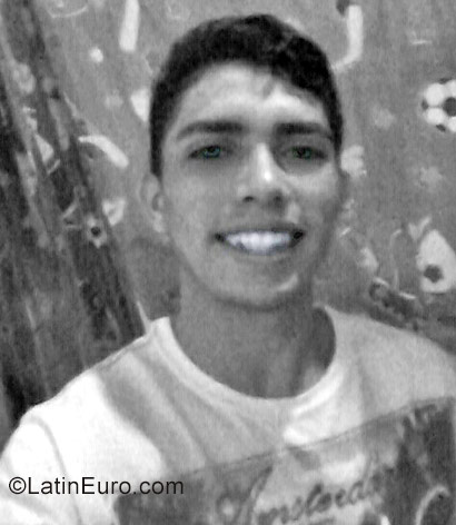 Date this lovely Brazil man Kevin from Sobral BR9931