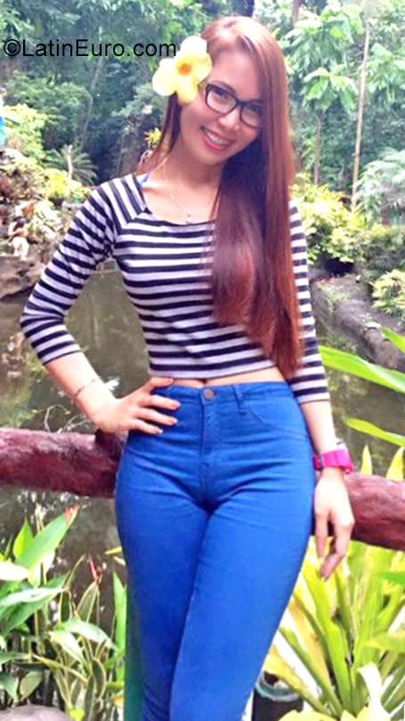 Date this beautiful Philippines girl Lei from Manila/ Dhahran, Saudi Arabia PH953