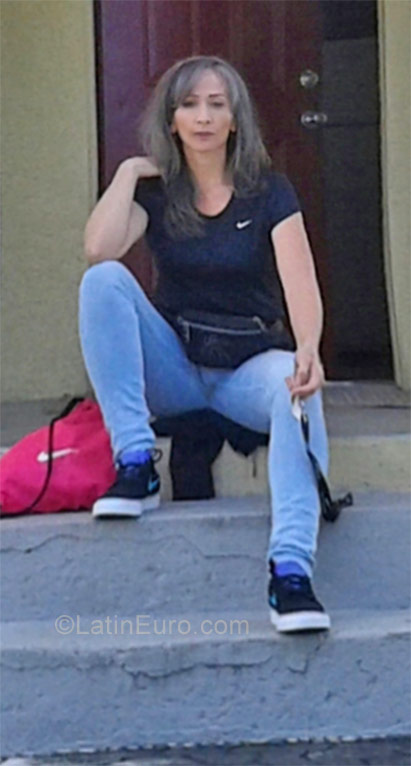 Date this nice looking Colombia girl PatriciaB from Bogota CO20798