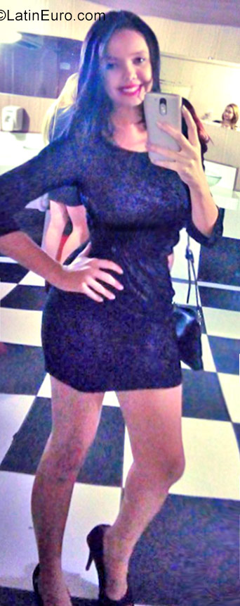 Date this lovely Brazil girl Edivana from Cariacica BR9954