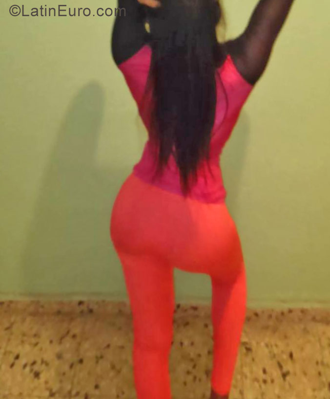 Date this athletic Dominican Republic girl Franchesca from Santo Domingo Este DO28049