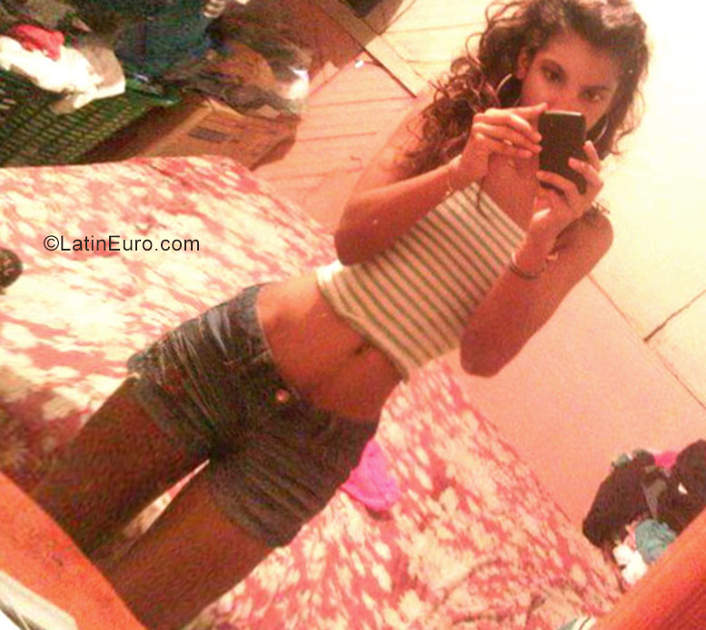 Date this passionate Dominican Republic girl ANYE from Santo Domingo DO28180