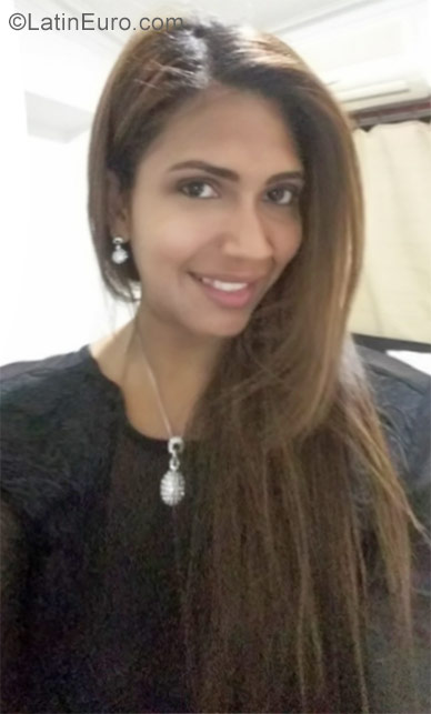 Date this athletic Dominican Republic girl Wendy from Santo Domingo DO28221