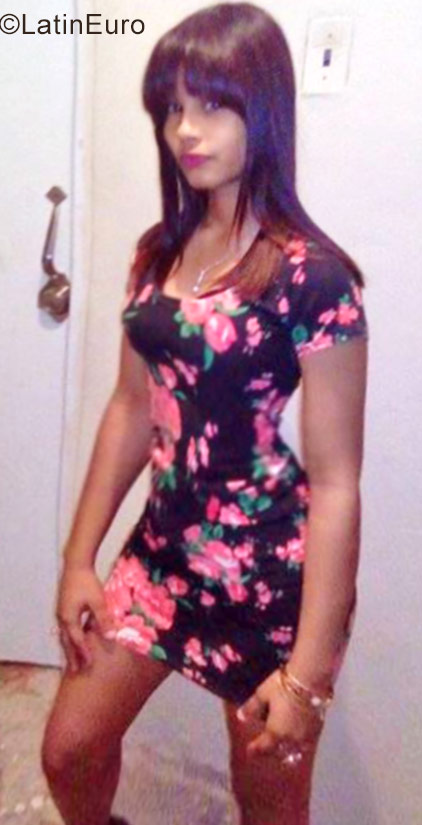 Date this young Dominican Republic girl Crisanny from Santo Domingo DO28243