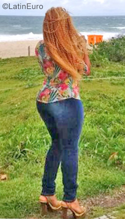 Date this exotic Brazil girl Faby from Rio De Janeiro BR9994