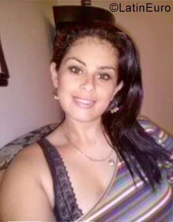 Date this passionate Colombia girl Karen from Cali CO21150