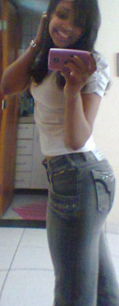 Date this voluptuous Brazil girl Barbara from Belo Horizonte BR10031