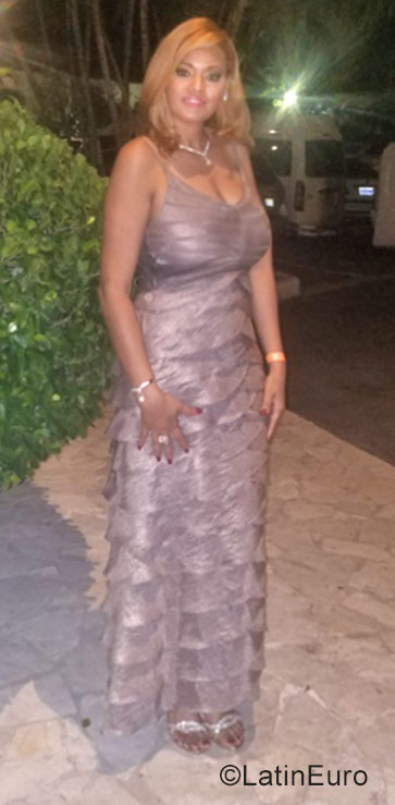 Date this nice looking Dominican Republic girl Josefina from Santiago DO28619