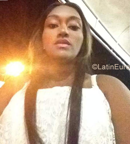 Date this georgeous Dominican Republic girl Yordania from Santo Domingo DO28667