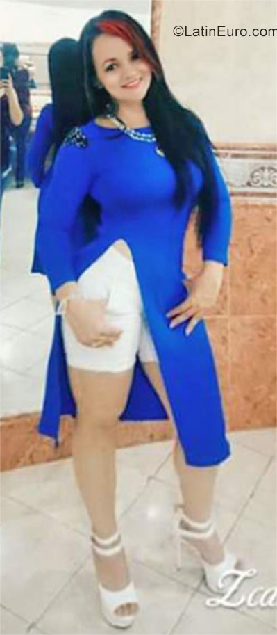 Date this delightful Colombia girl Milena from Cali CO21583