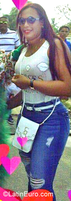 Date this hard body Dominican Republic girl Alexandra from Santo Domingo DO28882