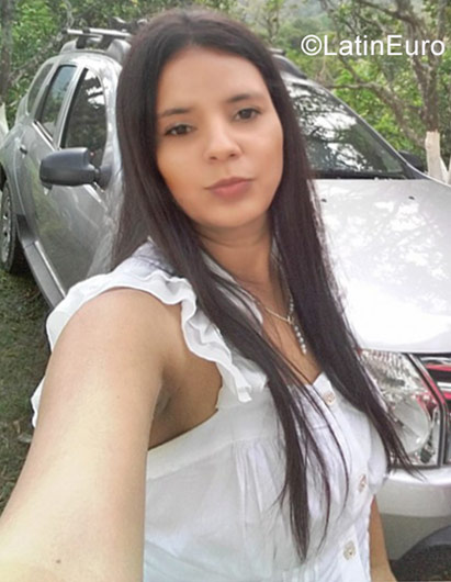 Date this georgeous Colombia girl Marly from Bucaramanga CO21612
