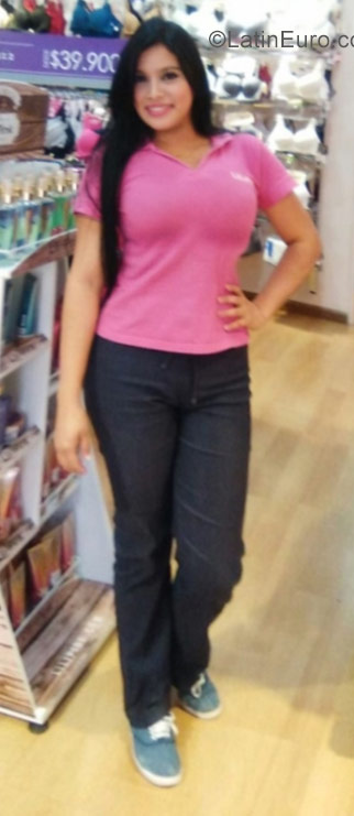 Date this delightful Colombia girl Stefania from Cali CO21664