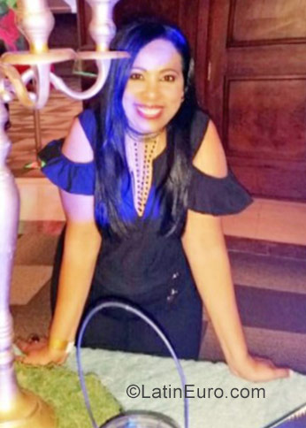 Date this good-looking Dominican Republic girl Marienh from Puerto Plata DO29027