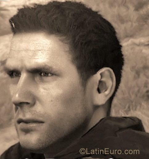 Date this attractive Spain man Liveder from Sabadell ES375