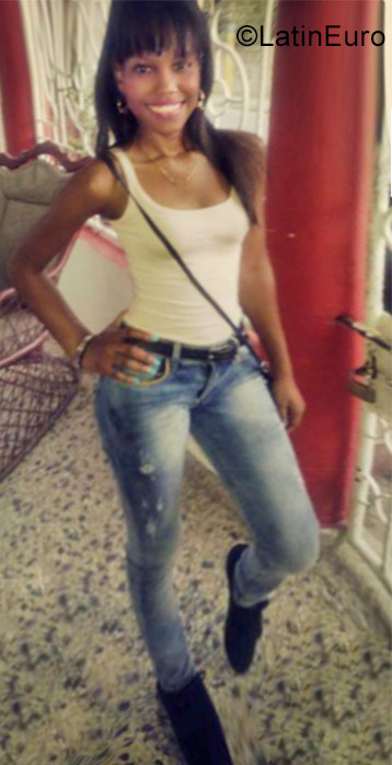 Date this fun Dominican Republic girl Pamela from Santo Domingo DO29329