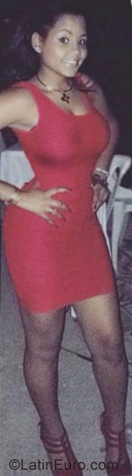 Date this nice looking Dominican Republic girl Licia from Santiago DO29368