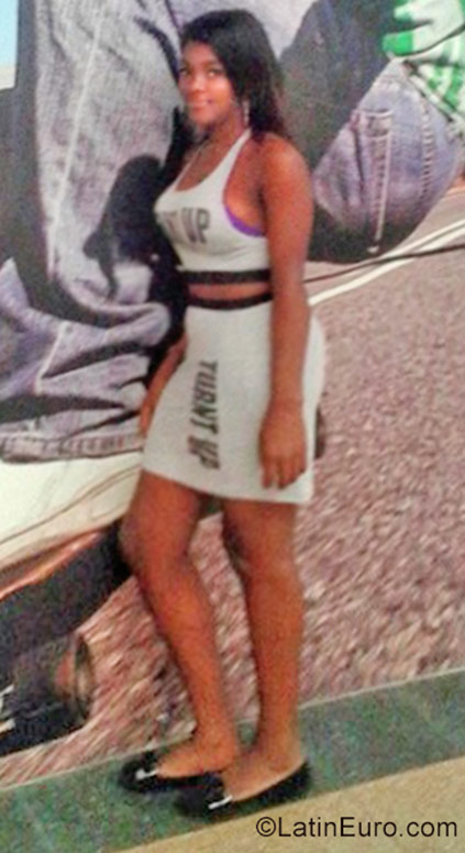 Date this attractive Colombia girl Anyi from Popayan CO21866