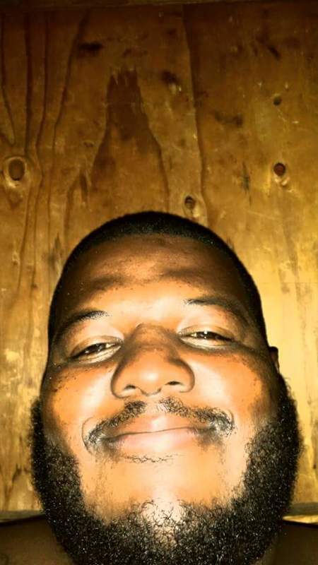 Date this hot United States man Poe from Anaheim US18333