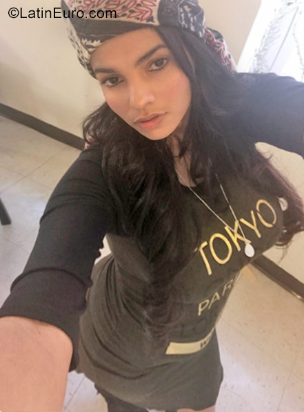 Date this georgeous Dominican Republic girl Ysabela from San Francisco De Macoris DO29615