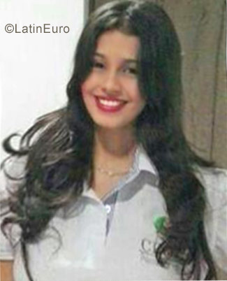 Date this voluptuous Colombia girl Maria from Sincelejo CO22021
