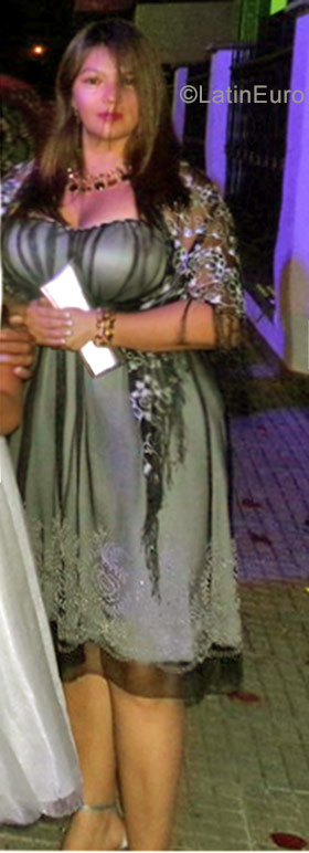 Date this athletic Colombia girl Marta from Medellin CO22028