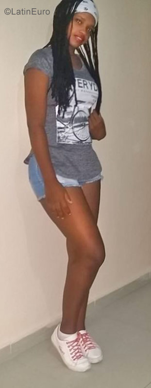 Date this gorgeous Dominican Republic girl Yolenny piron from Santo Domingo DO29676