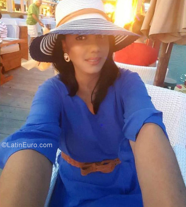 Date this charming Dominican Republic girl Brailen from Santo Domingo DO32380