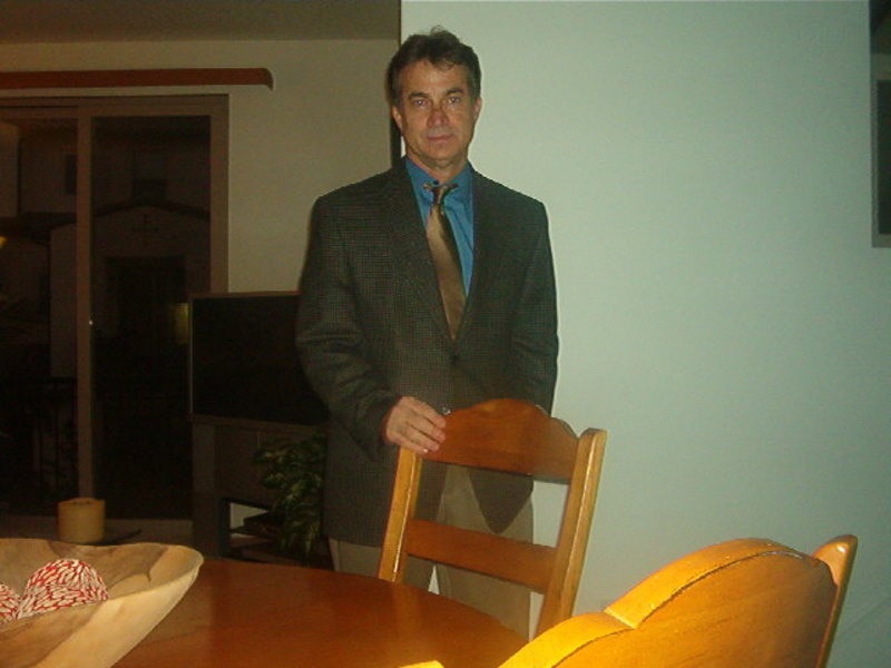 Date this young United States man American from Oakland US18458