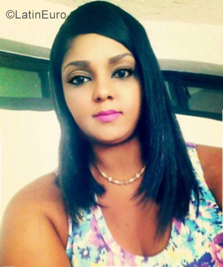 Date this fun Dominican Republic girl Juana from Bani DO29859