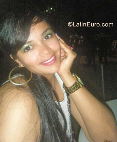 Date this delightful Dominican Republic girl Vanelva from San Francisco De Macoris DO29887