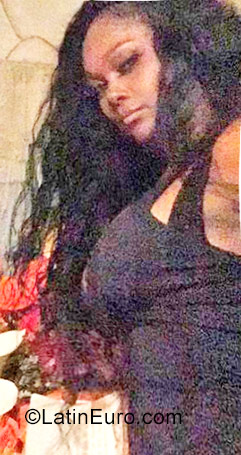 Date this sultry Colombia girl Maria Cristina from Cali CO22166