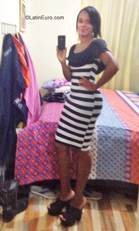 Date this athletic Colombia girl Graciela from Cali CO22213