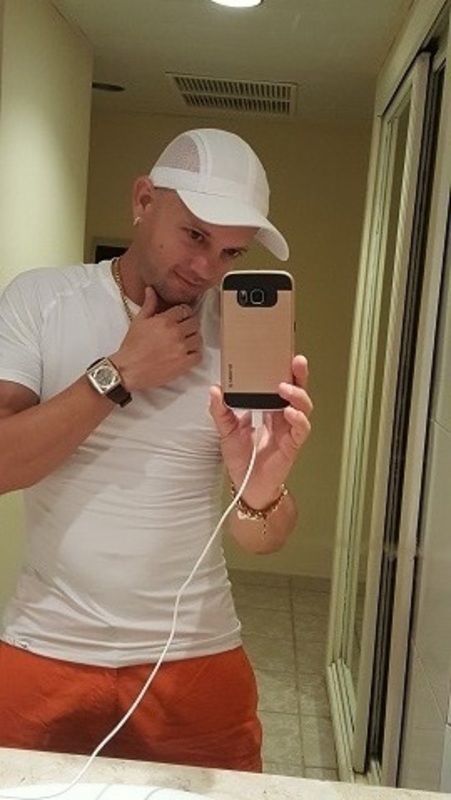 Date this gorgeous Cuba man Tomas from Ciego De Avila CU97