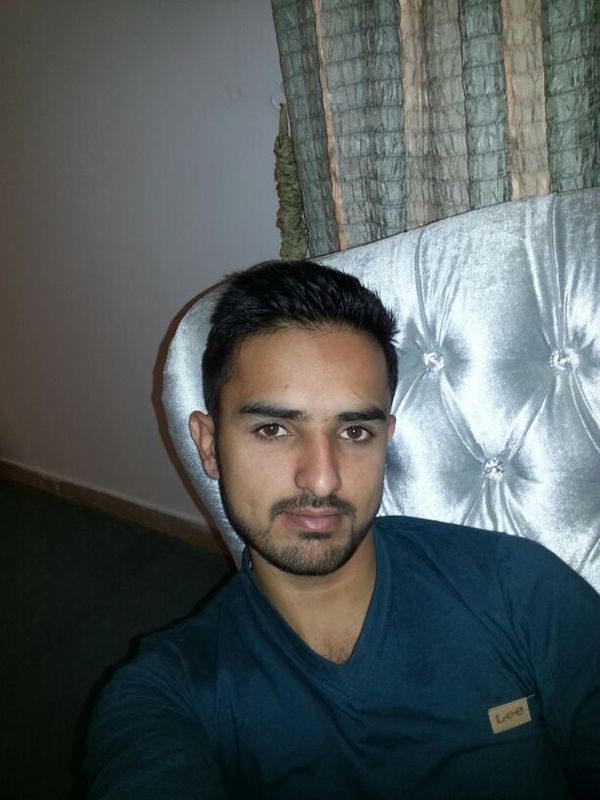 Date this lovely Pakistan man Sanaullah from Islamabad PK130