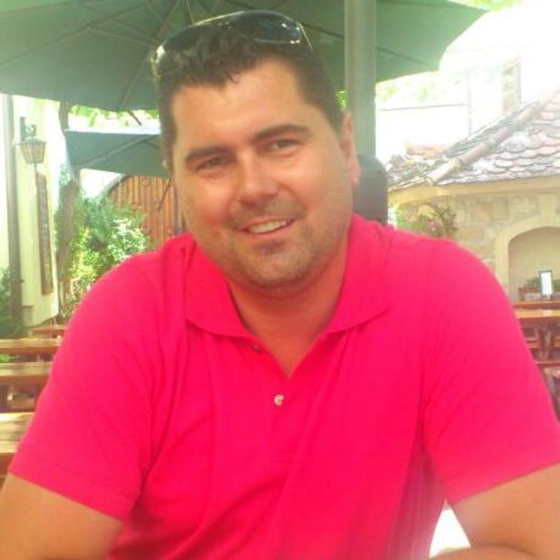 Date this gorgeous Ireland man Bamah from Mayo IE70