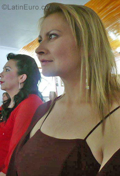 Date this athletic Colombia girl Marify from Bogota CO22367