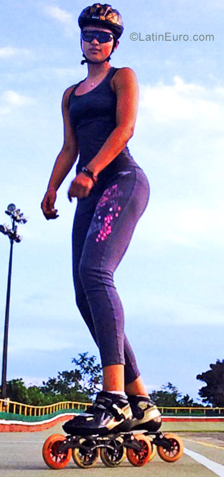 Date this delightful Colombia girl Stephany from Medellin CO22372