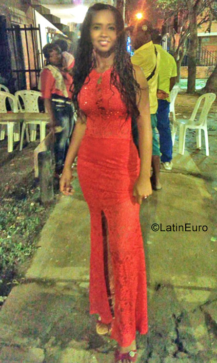 Date this voluptuous Colombia girl Marisela from Cali CO22446